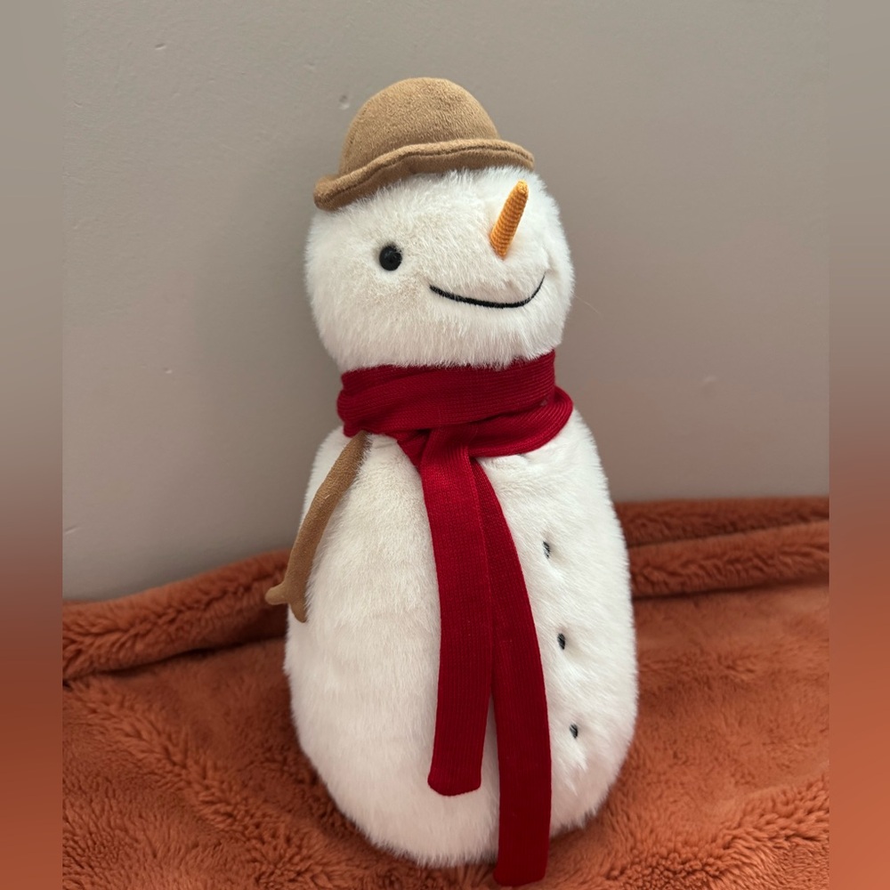 🔴SOLD!🔴
 Jellycat Retired! Jesse Snowman ☃️